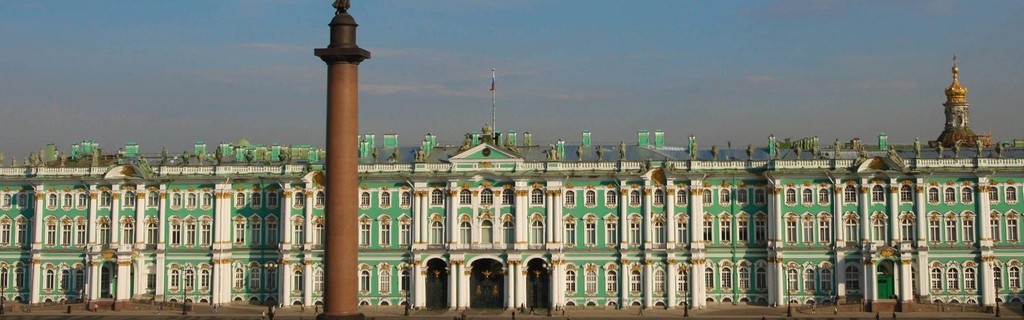 Слайд 8 «Государственный Эрмитаж (Санкт-Петербург)» — иллюстрация к презентации «Как музеи сохраняют историю» по обществознанию для 10 класса